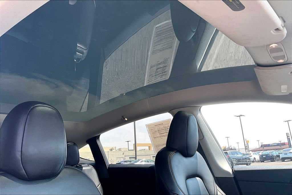 Used 2023 Tesla Model Y Long Range AWD/4WD image 22