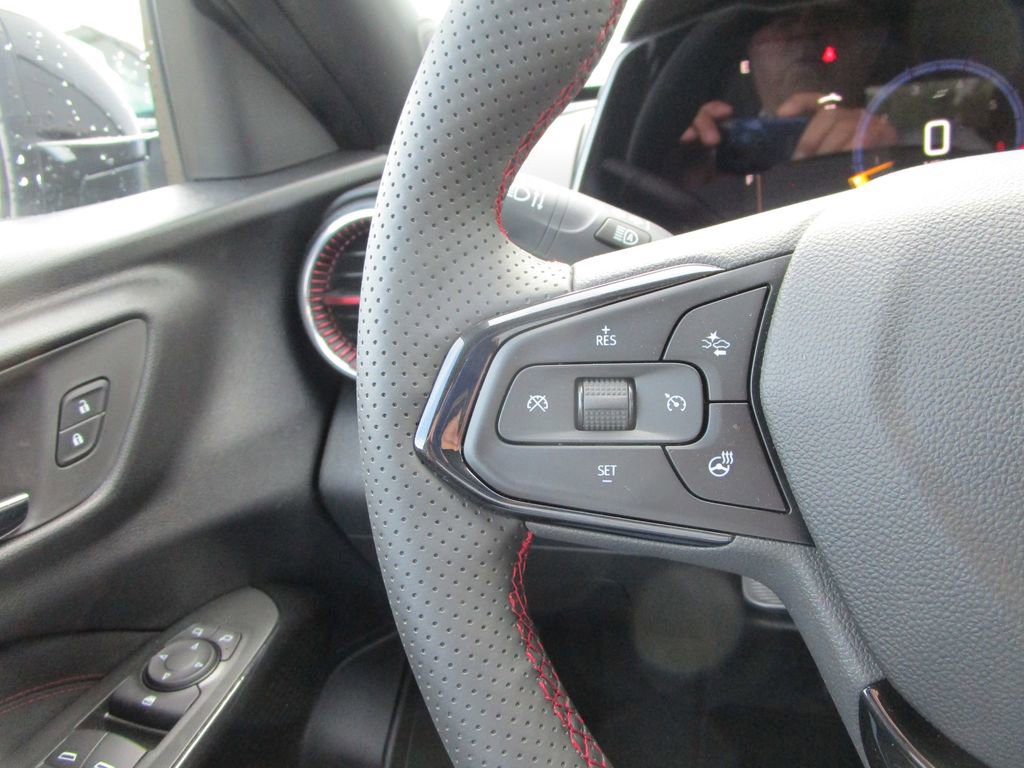 New 2026 Chevrolet Trax RS w/ Driver Confidence Package FWD image 25
