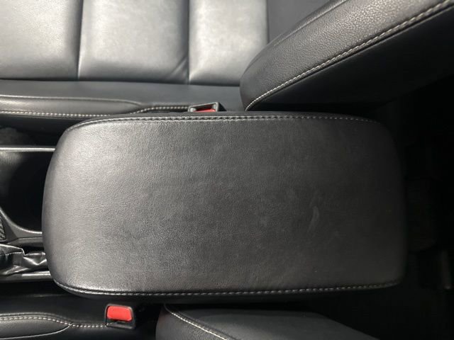 Used 2013 Toyota RAV4 Limited image 18