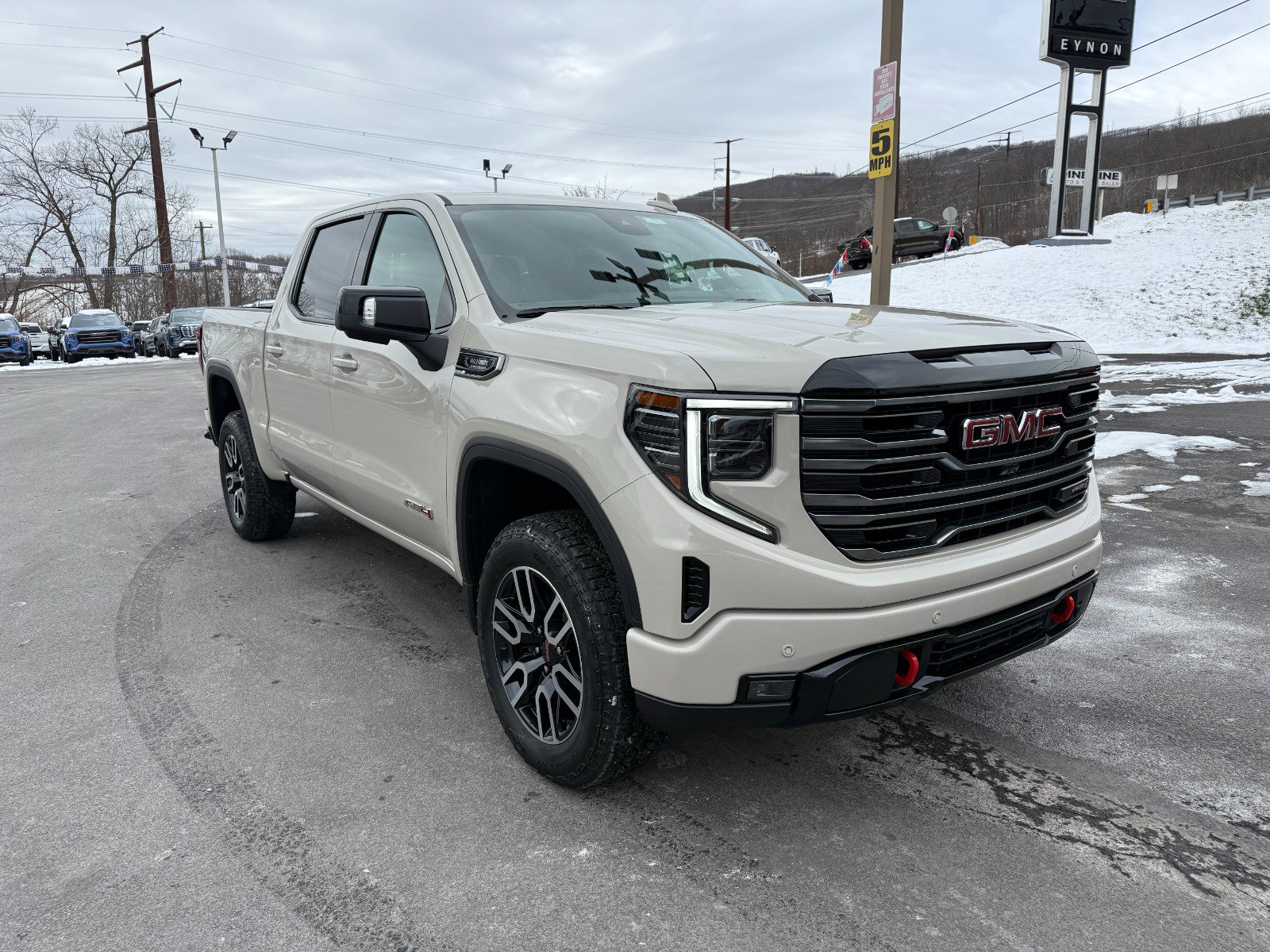 New 2026 GMC Sierra 1500 AT4 w/ AT4 Premium Package image 7