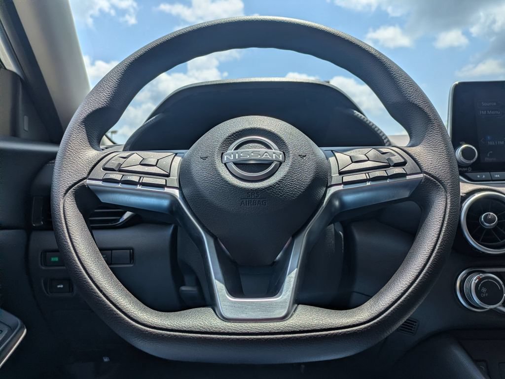 Used 2025 Nissan Sentra SV FWD image 21