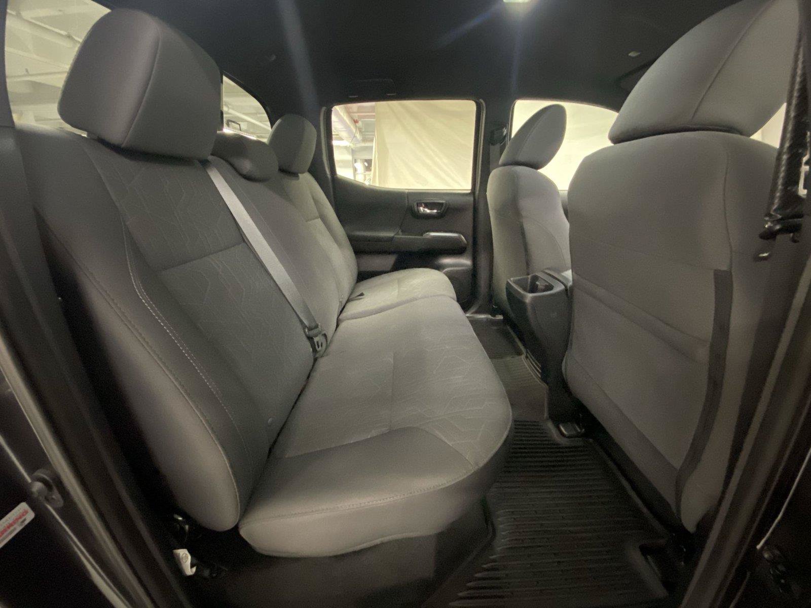 Used 2019 Toyota Tacoma TRD Off-Road AWD/4WD image 28