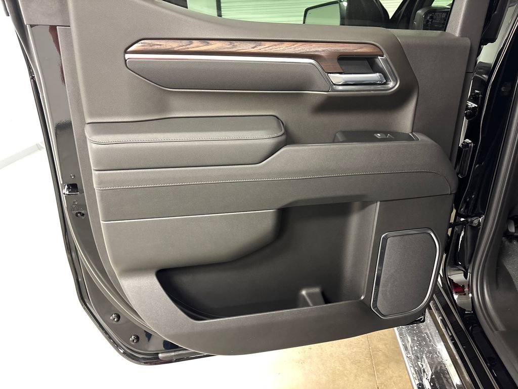 New 2026 GMC Sierra 1500 SLT w/ SLT Premium Plus Package AWD/4WD image 28