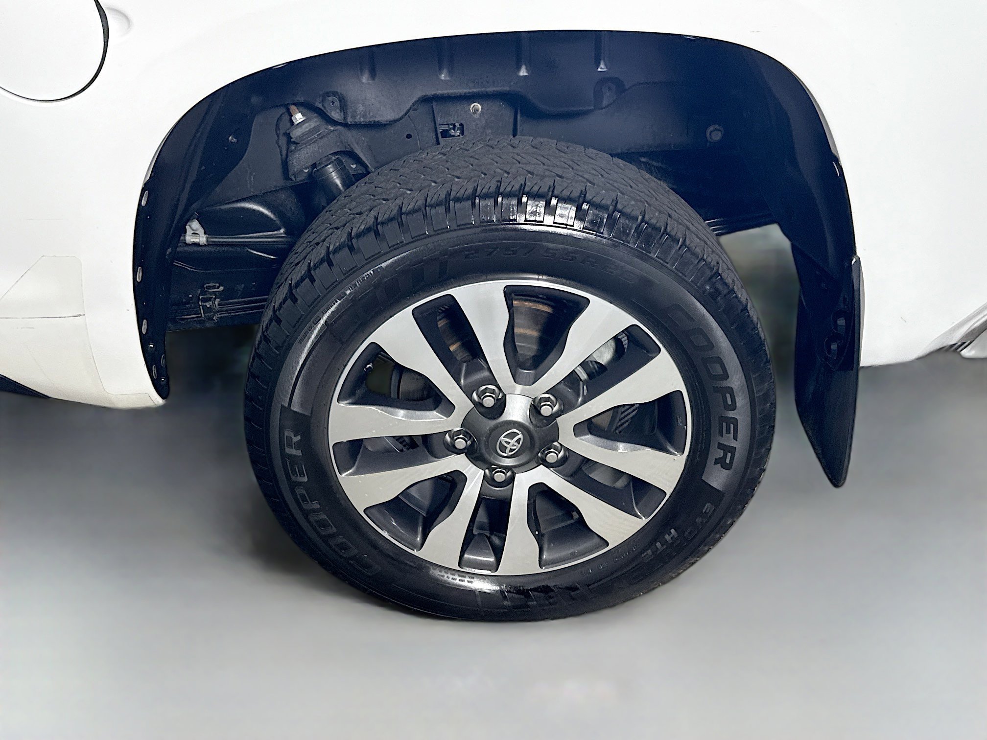 Used 2018 Toyota Tundra Limited w/ Limited Premium Package image 36