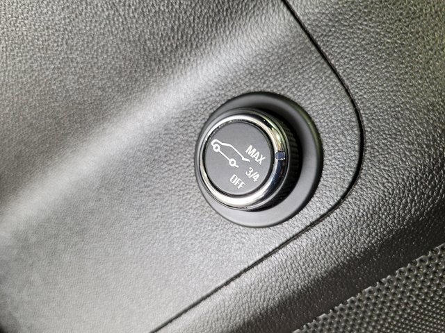 Used 2018 GMC Acadia SLE w/ Driver Alert Package I image 46