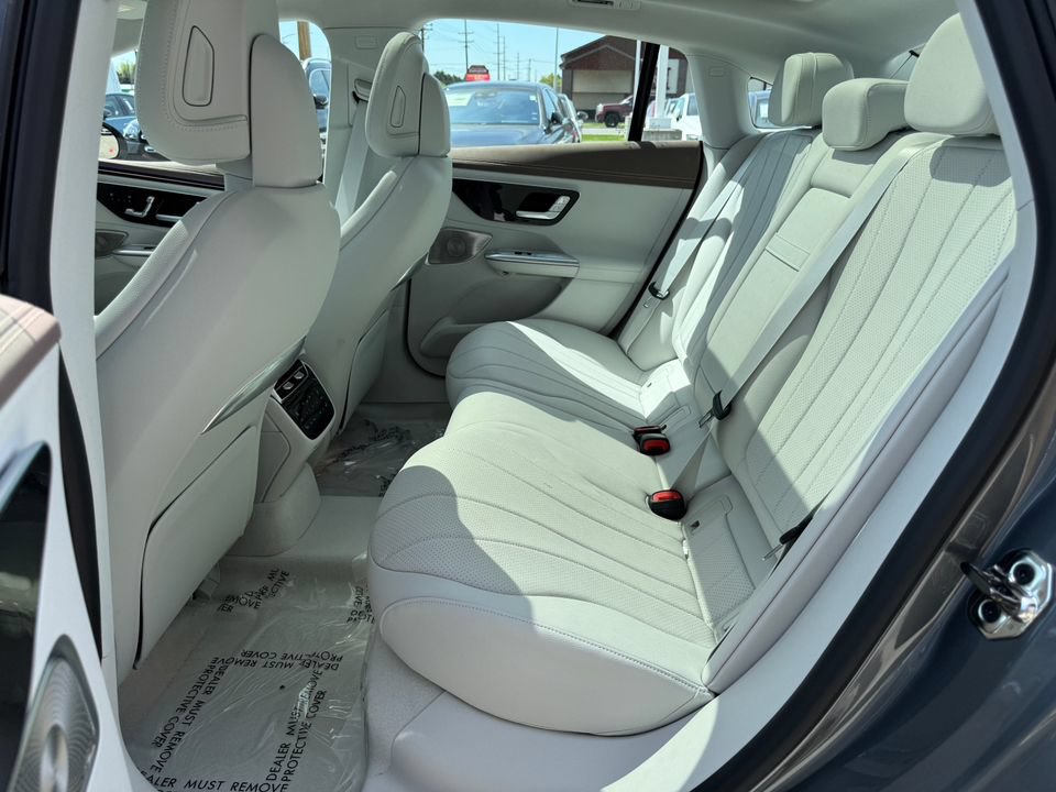 Used 2024 Mercedes-Benz EQE 350+ 4MATIC Sedan image 5