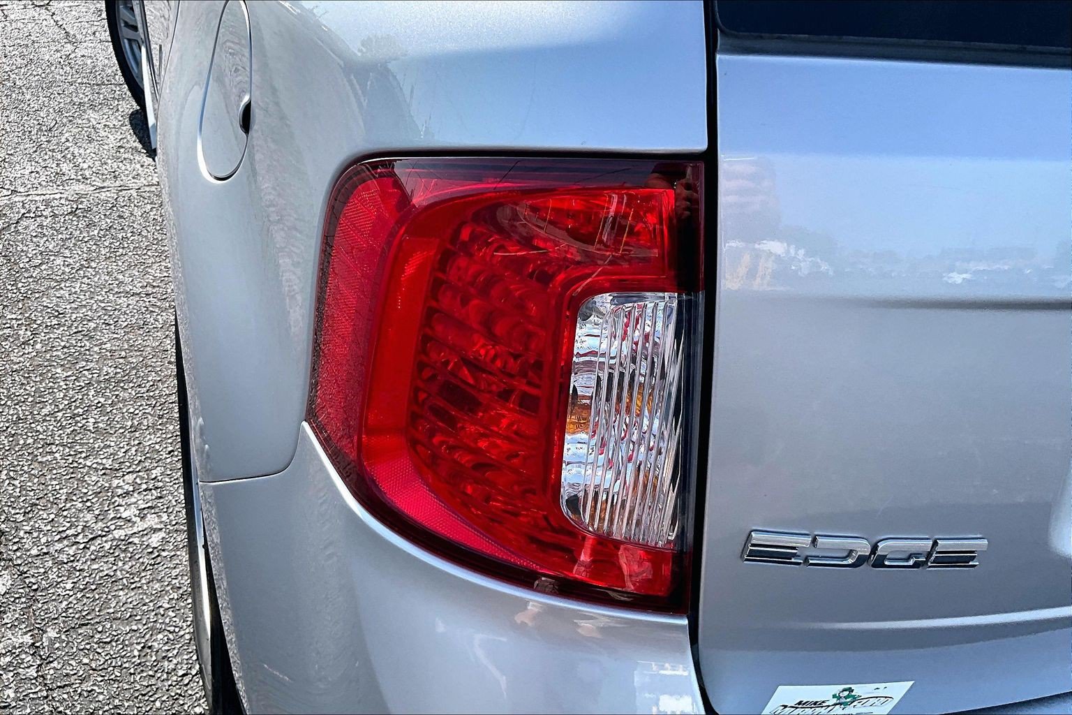 Used 2011 Ford Edge SE FWD image 27