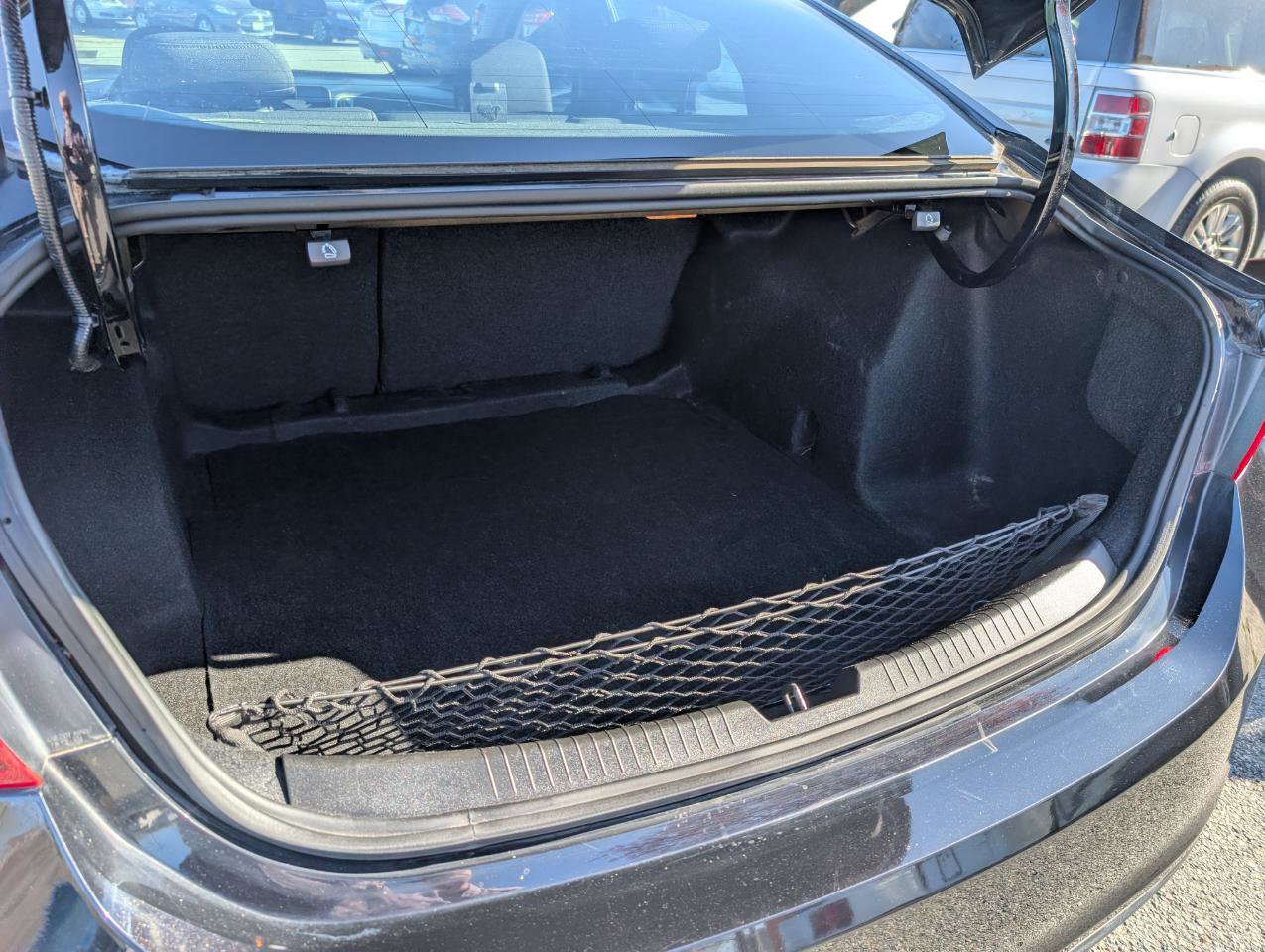 Used 2019 Chevrolet Malibu LS w/ LPO, Convenience Package 1 FWD image 6