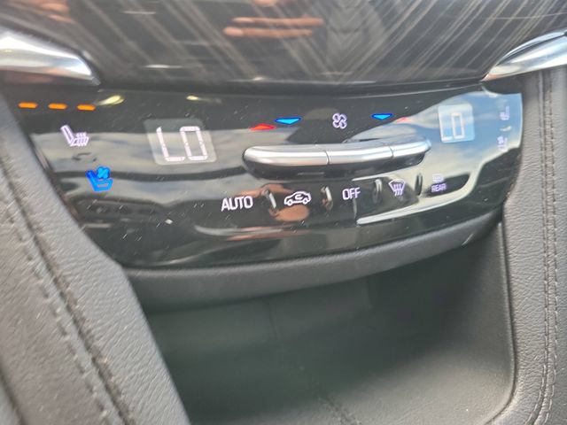 Used 2024 Cadillac XT6 Premium Luxury FWD image 27
