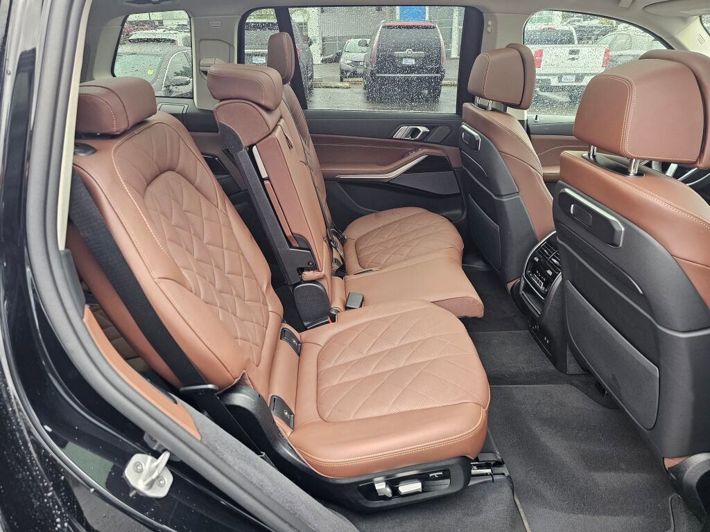 Used 2026 BMW X7 xDrive40i image 27