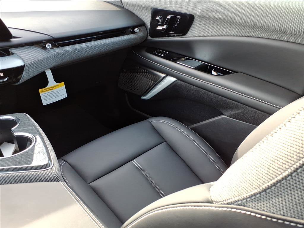 New 2026 Cadillac Optiq Luxury 1 image 9