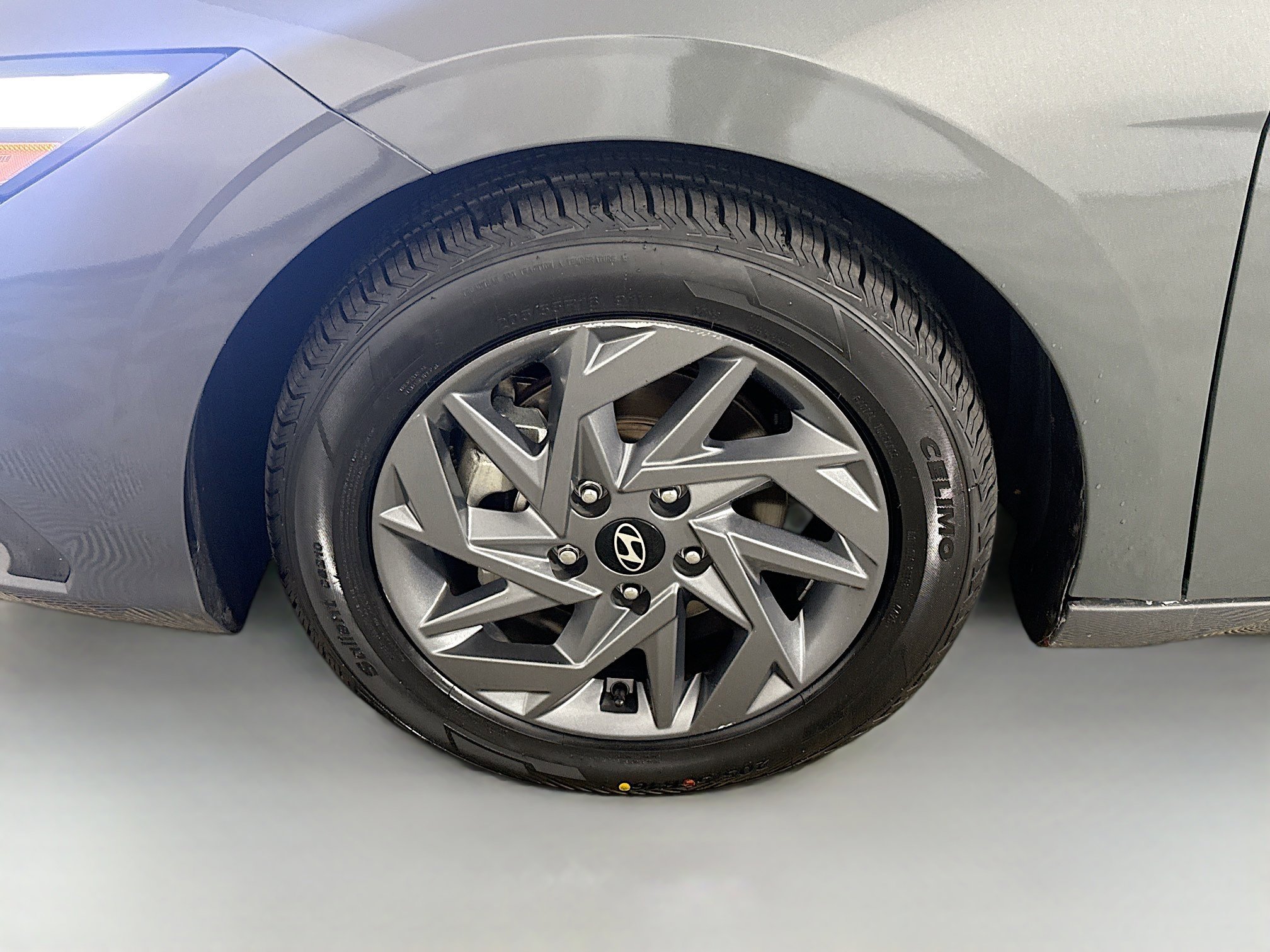 Used 2024 Hyundai Elantra SEL image 38