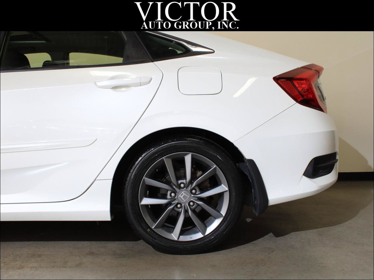 Used 2019 Honda Civic EX-L image 7