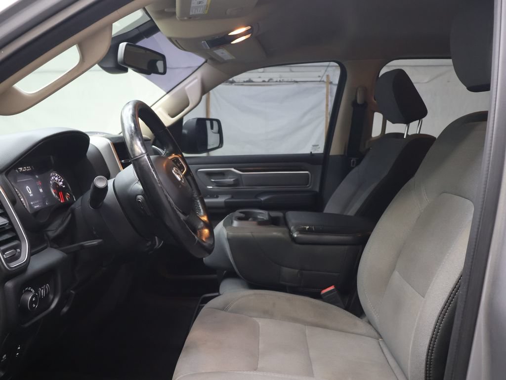 Used 2019 RAM 1500 Big Horn AWD/4WD image 16