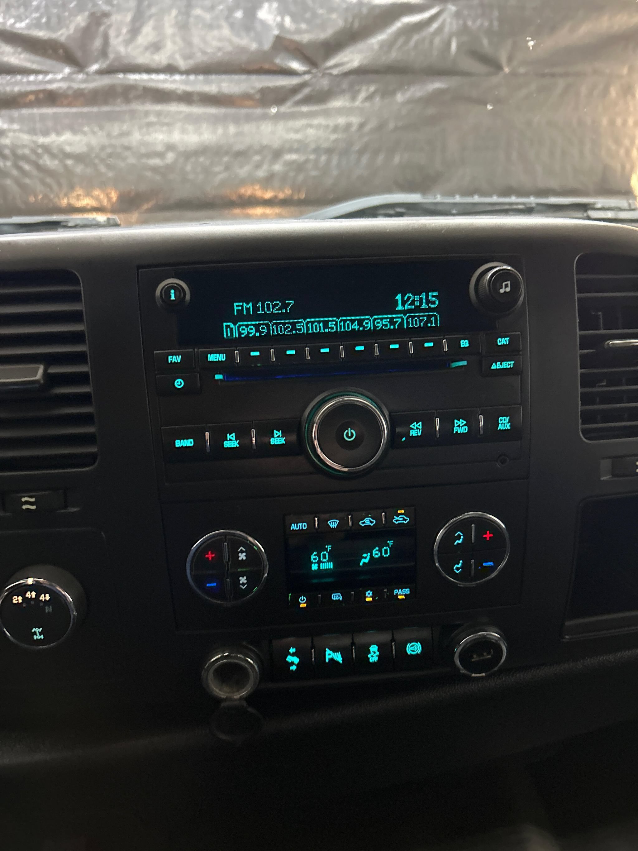 Used 2012 GMC Sierra 2500 SLE w/ SLE Preferred Package AWD/4WD image 15