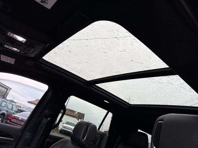 Used 2023 Cadillac Escalade Sport AWD/4WD image 22