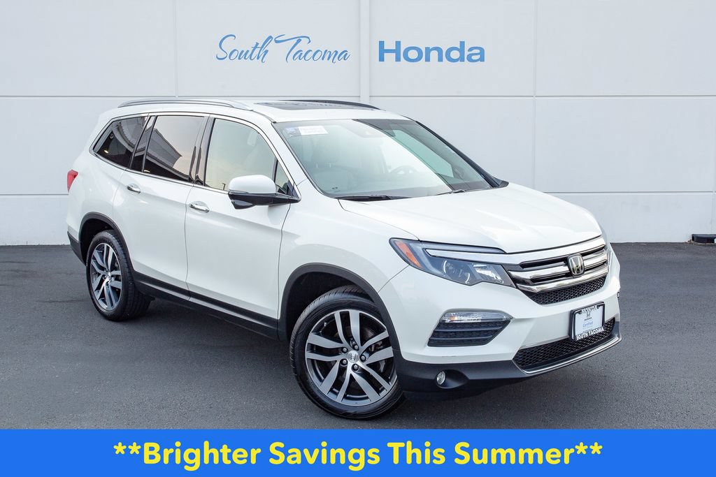 Certified 2017 Honda Pilot Touring image 1