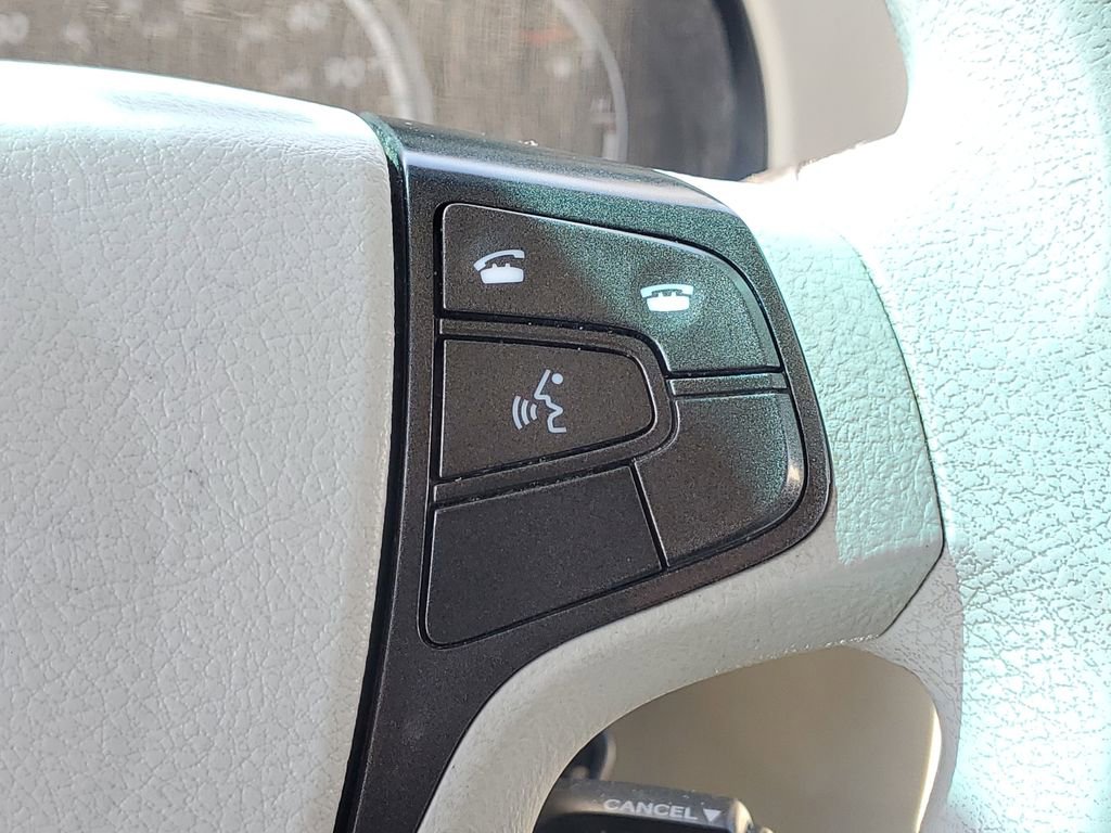 Used 2014 Toyota Sienna LE FWD image 19