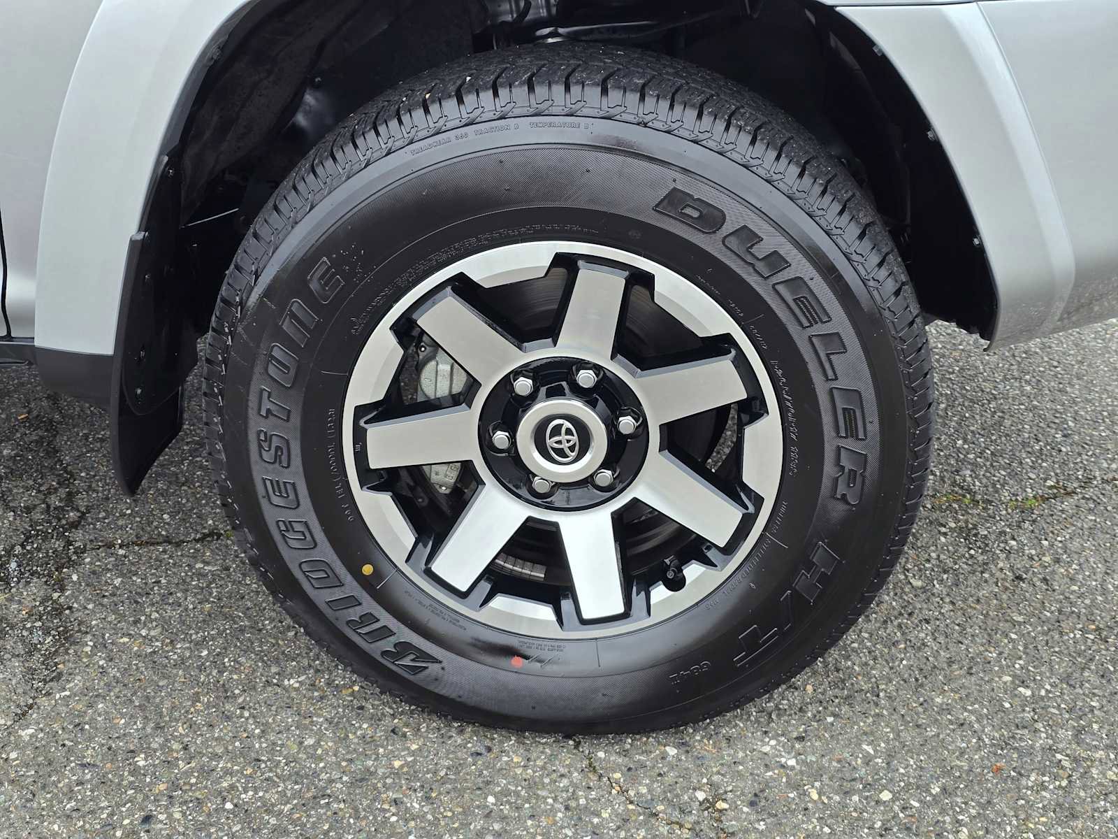 Certified 2023 Toyota 4Runner TRD Off-Road Premium AWD/4WD image 9