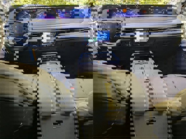 New 2025 Lincoln Navigator L Reserve image 5