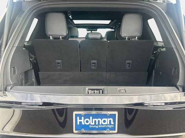 New 2026 Lincoln Navigator Reserve w/ Jet Appearance Package AWD/4WD image 20