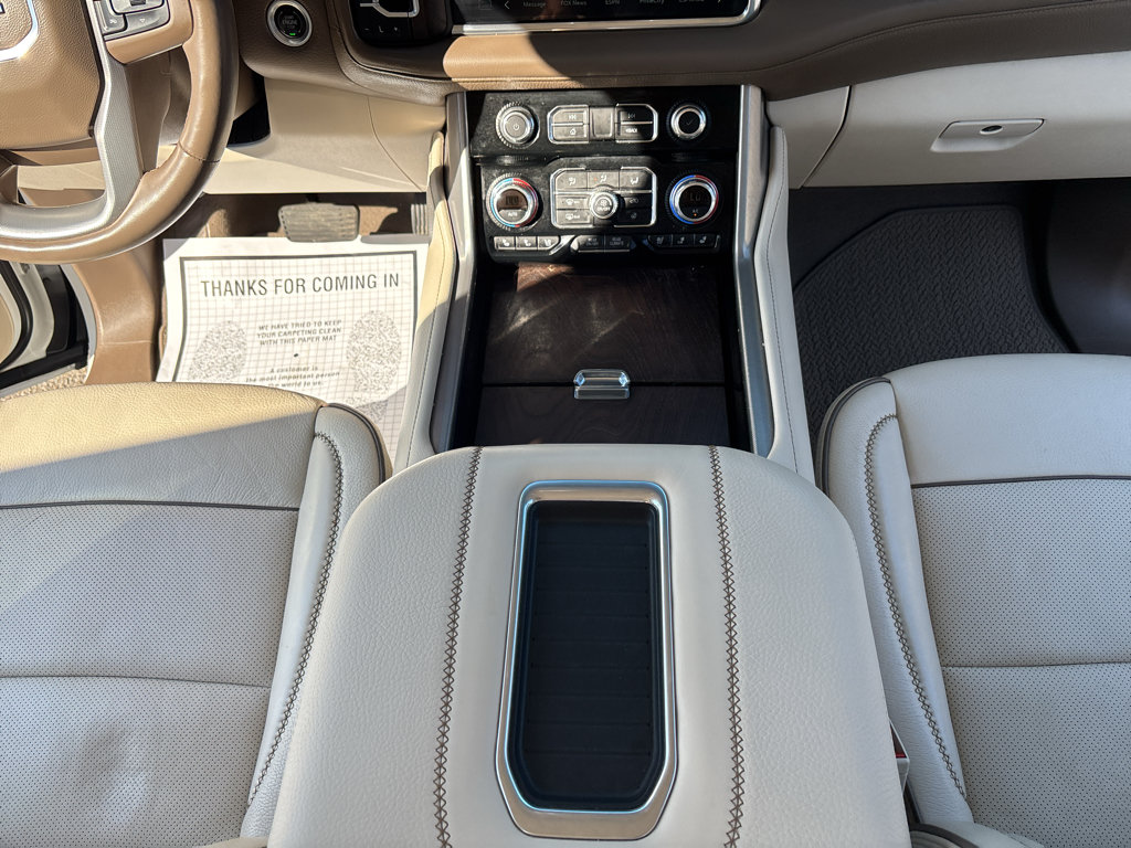 Certified 2024 GMC Yukon XL Denali w/ Advanced Technology Package AWD/4WD image 32