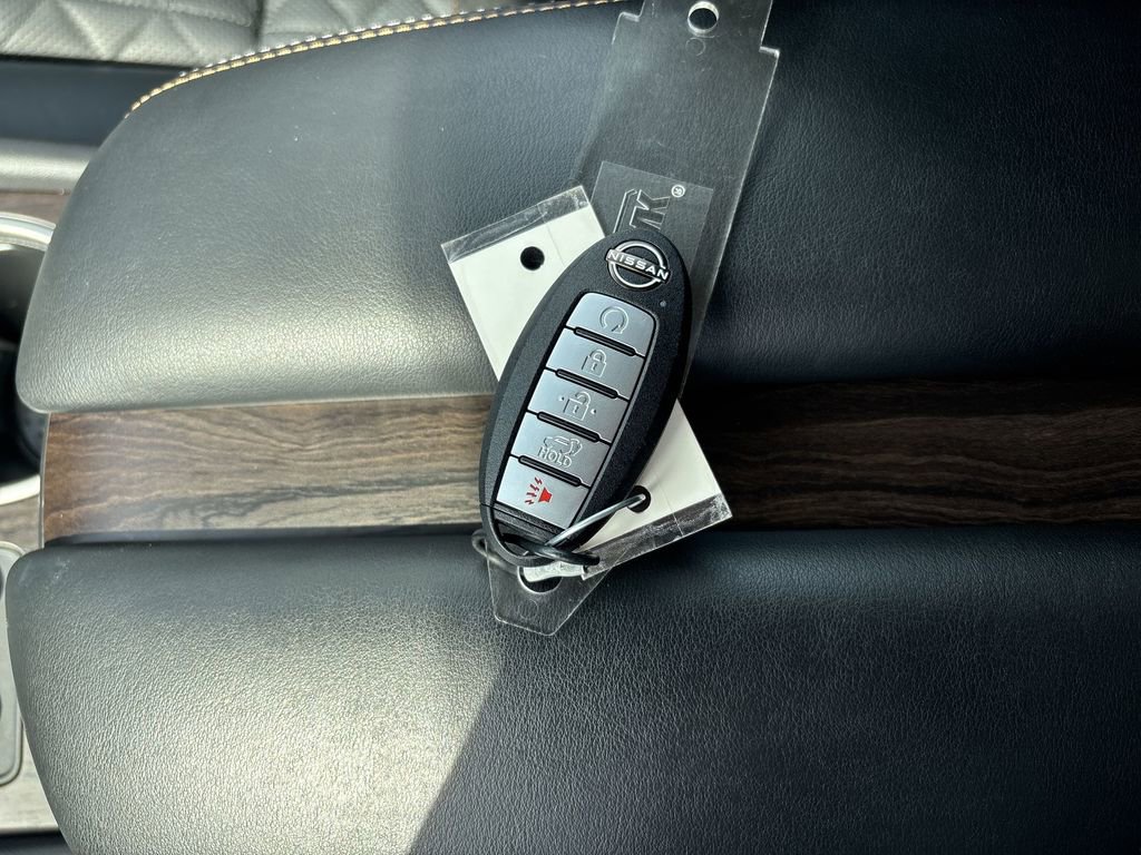 Certified 2024 Nissan Murano Platinum w/ Cargo Package image 35