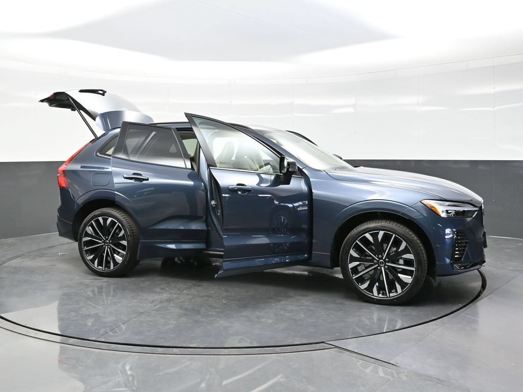 New 2026 Volvo XC60 B5 Ultra w/ Protection Package Premier AWD/4WD image 42