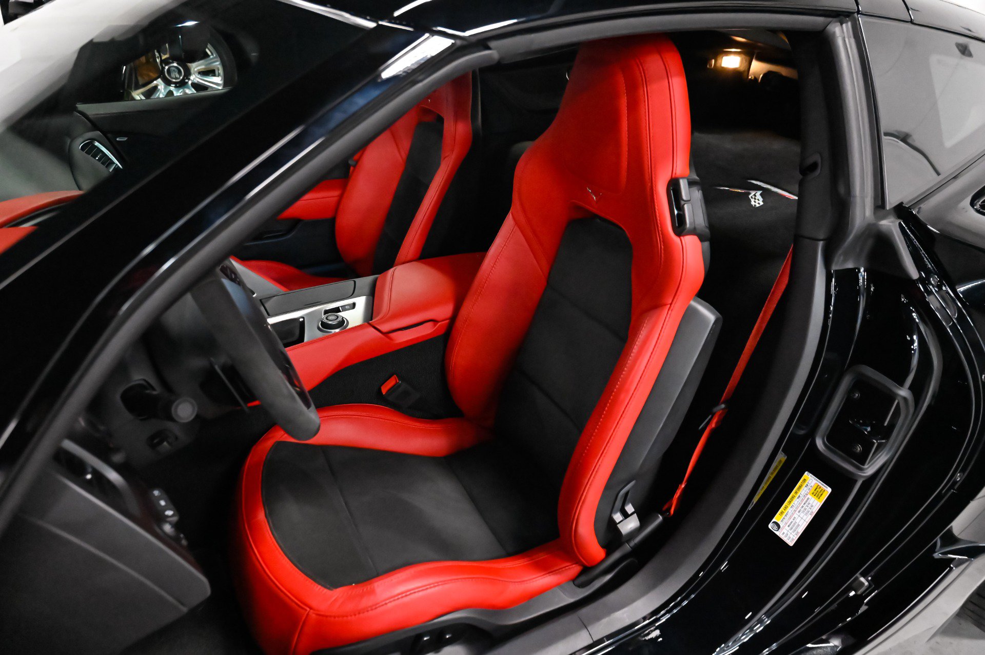 Used 2017 Chevrolet Corvette Z06 RWD image 11