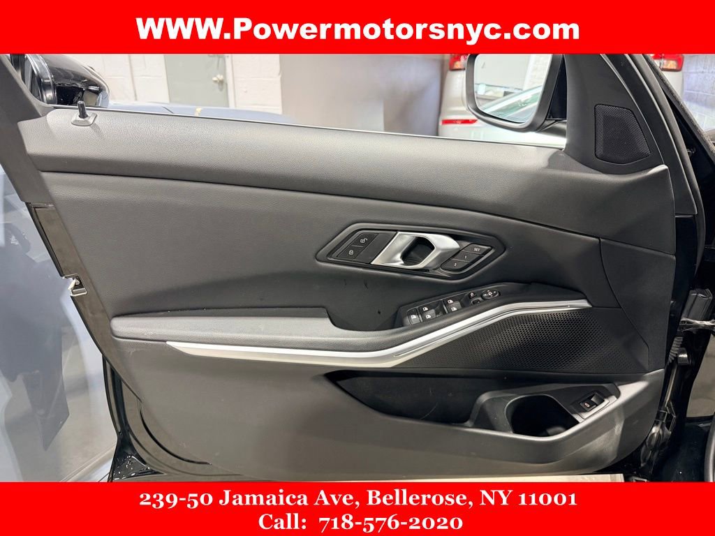 Used 2025 BMW 330i xDrive Sedan image 32