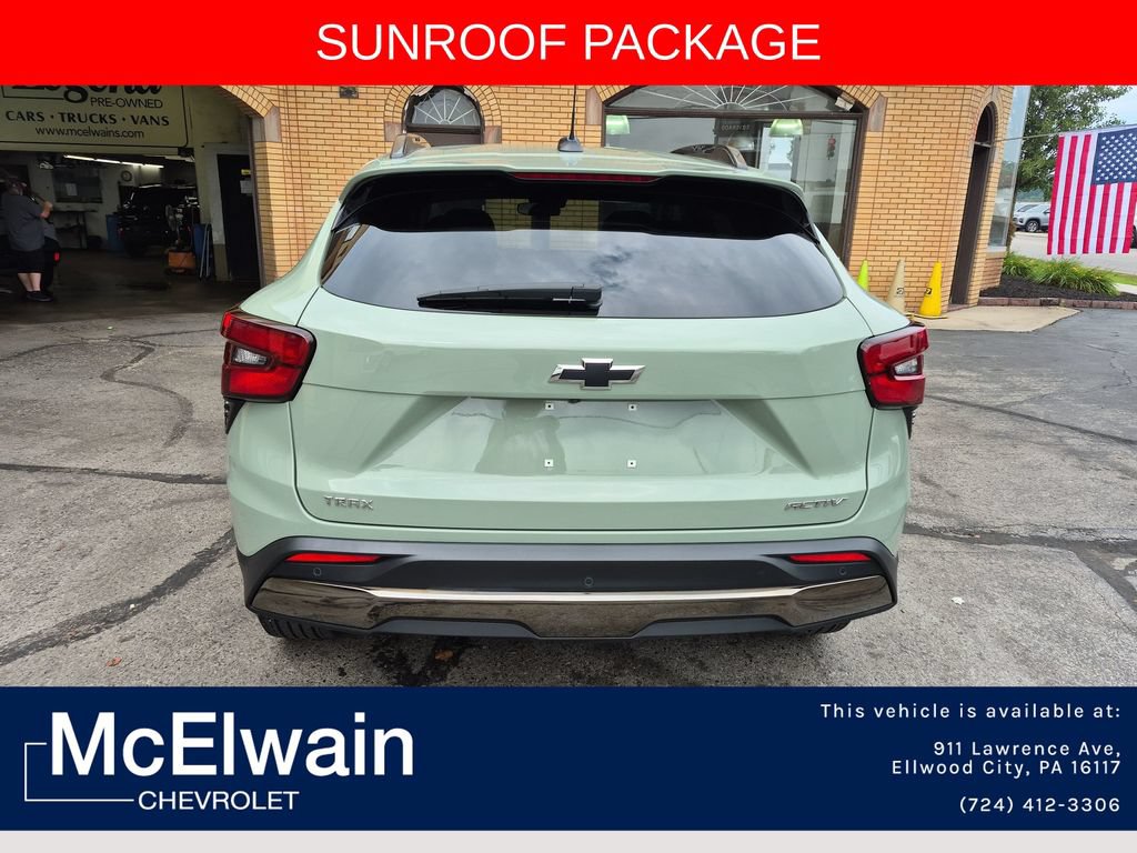 Used 2024 Chevrolet Trax ACTIV w/ Sunroof Package FWD image 14