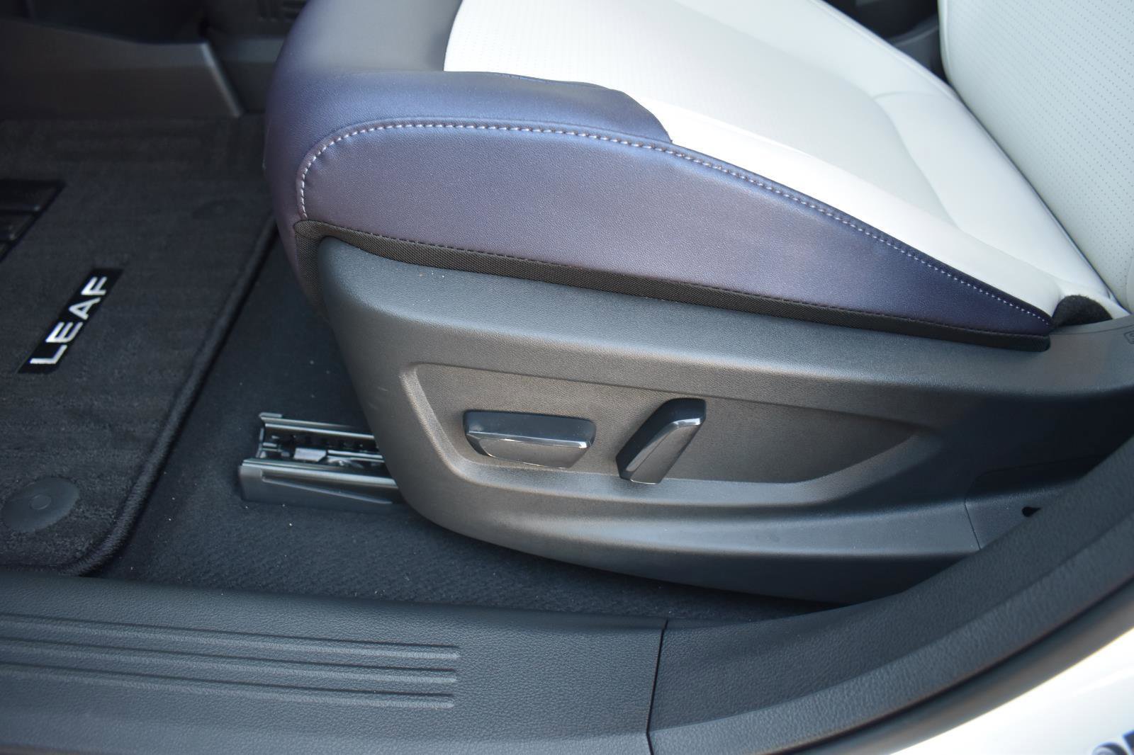 New 2026 Nissan Leaf SV+ w/ Illuminated Package image 16