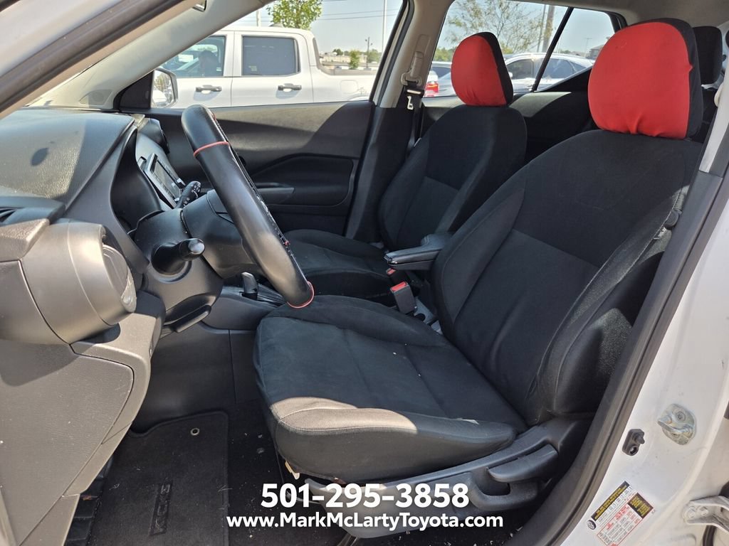 Used 2024 Nissan Kicks S FWD image 9
