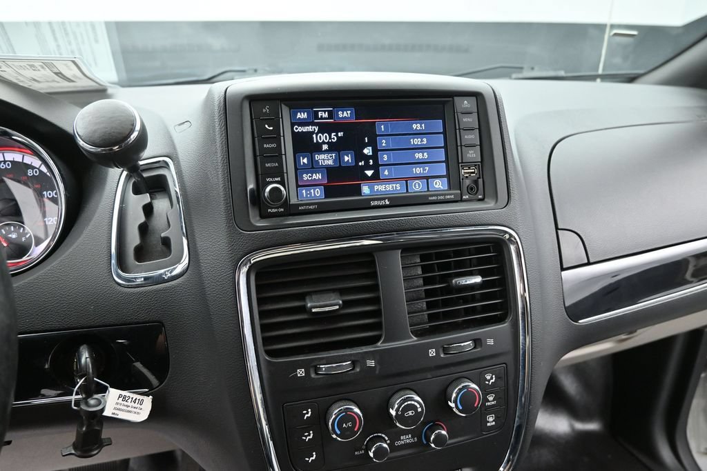 Used 2019 Dodge Grand Caravan SXT FWD image 29