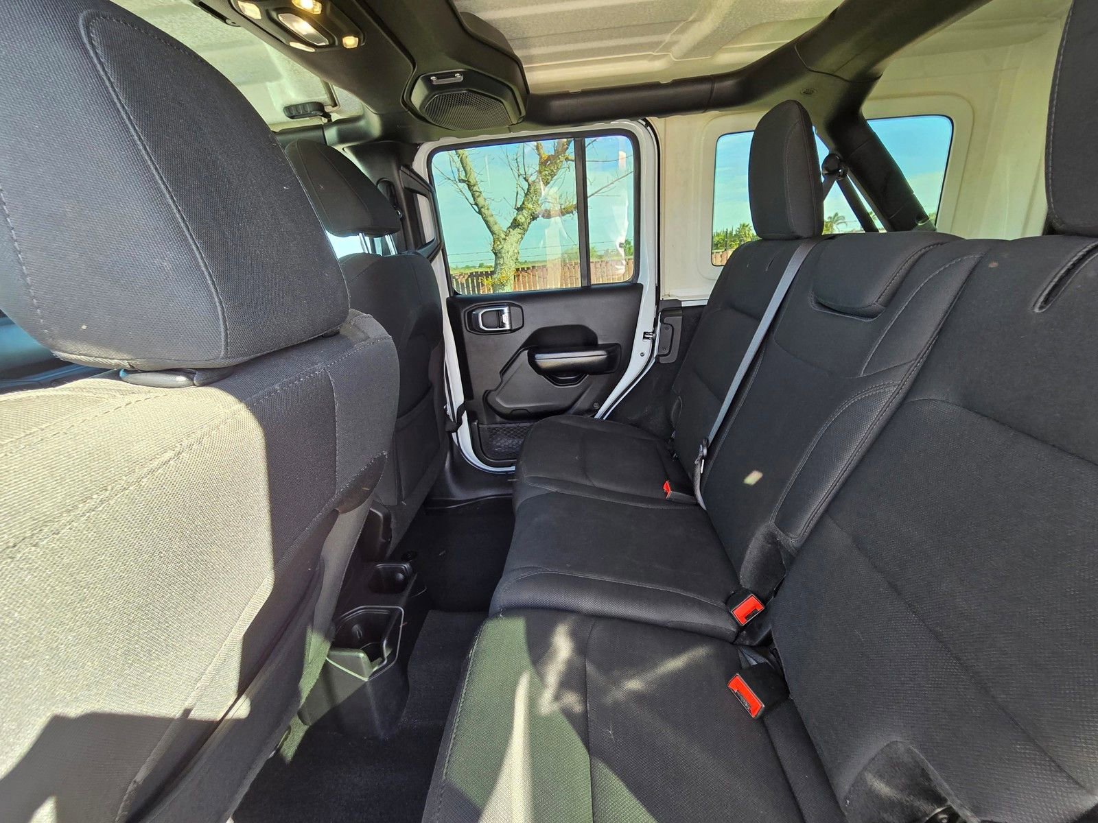 Used 2019 Jeep Wrangler Unlimited Sport S image 10