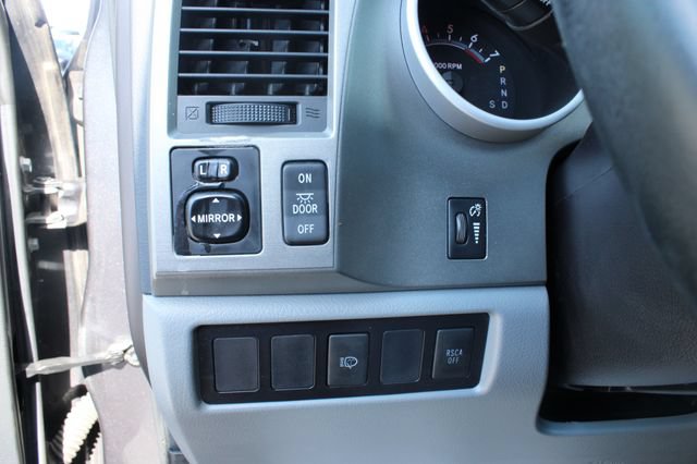 Used 2014 Toyota Sequoia SR5 w/ Premium Package AWD/4WD image 15