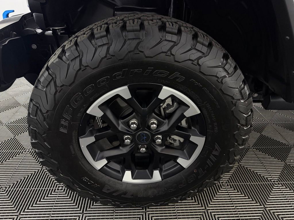 Used 2025 Jeep Wrangler Unlimited Rubicon 4xe w/ Safety Group AWD/4WD image 12