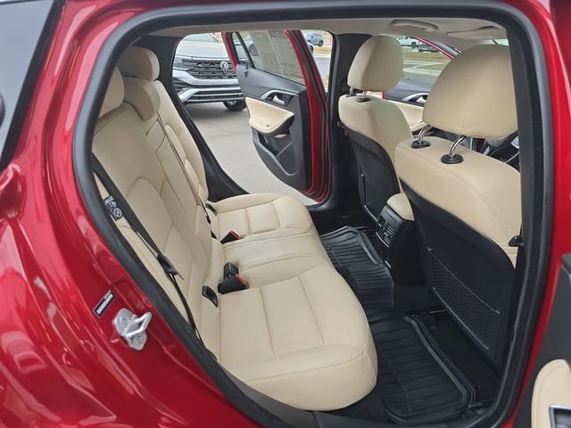 Used 2018 INFINITI QX30 Premium w/ Navigation Package image 17