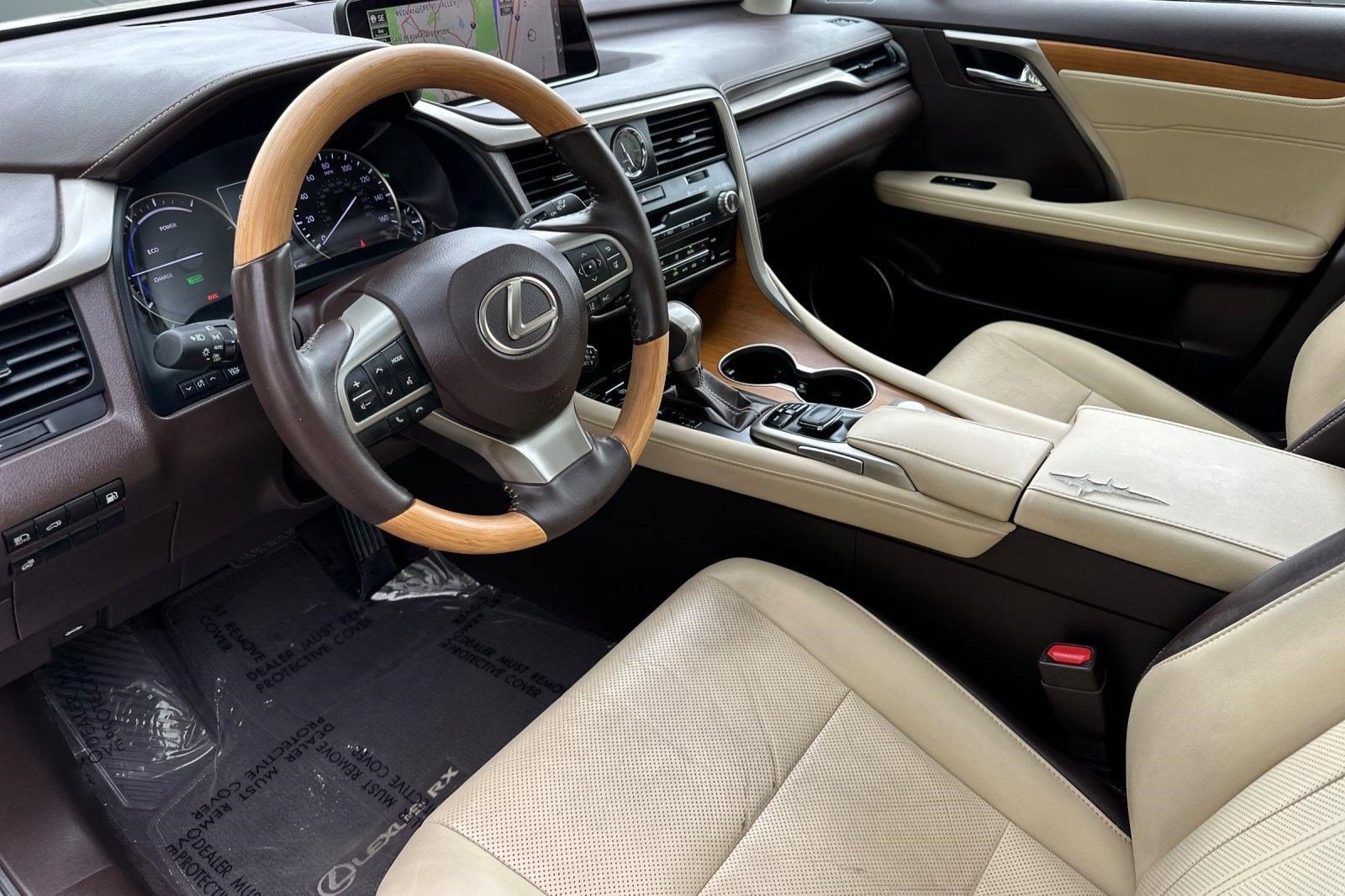 Used 2019 Lexus RX 450h AWD w/ Navigation Package image 4