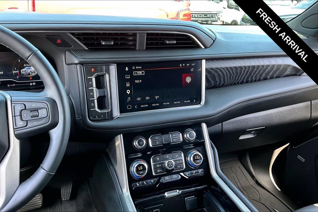 Used 2024 GMC Yukon Denali AWD/4WD image 9