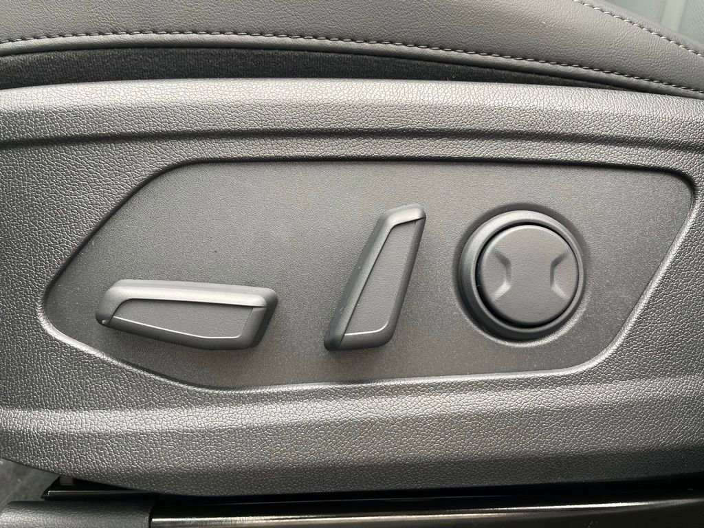 New 2026 Kia Sorento SX FWD image 11