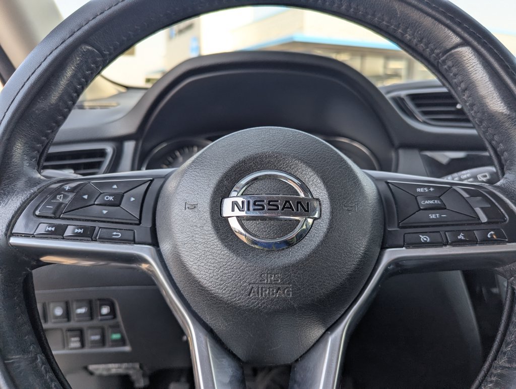 Used 2019 Nissan Rogue SV AWD/4WD image 20