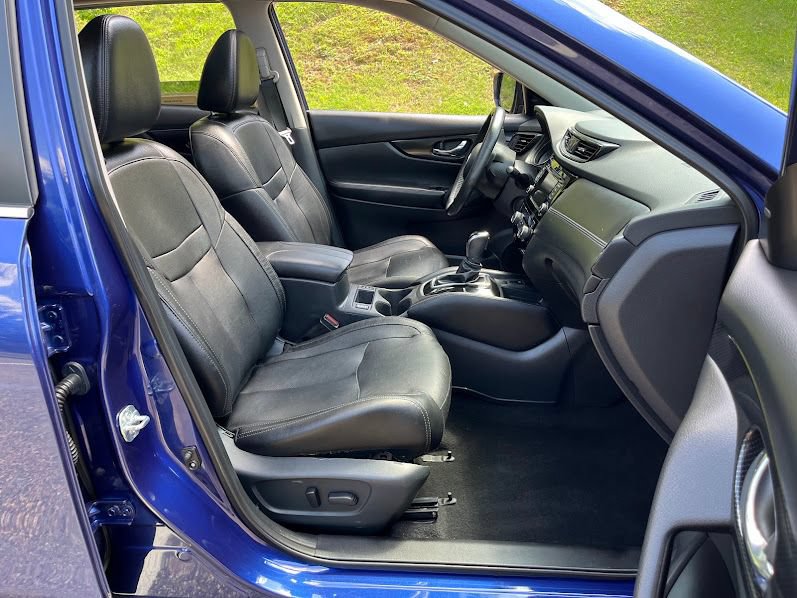 Used 2019 Nissan Rogue SL w/ Premium Package AWD/4WD image 35