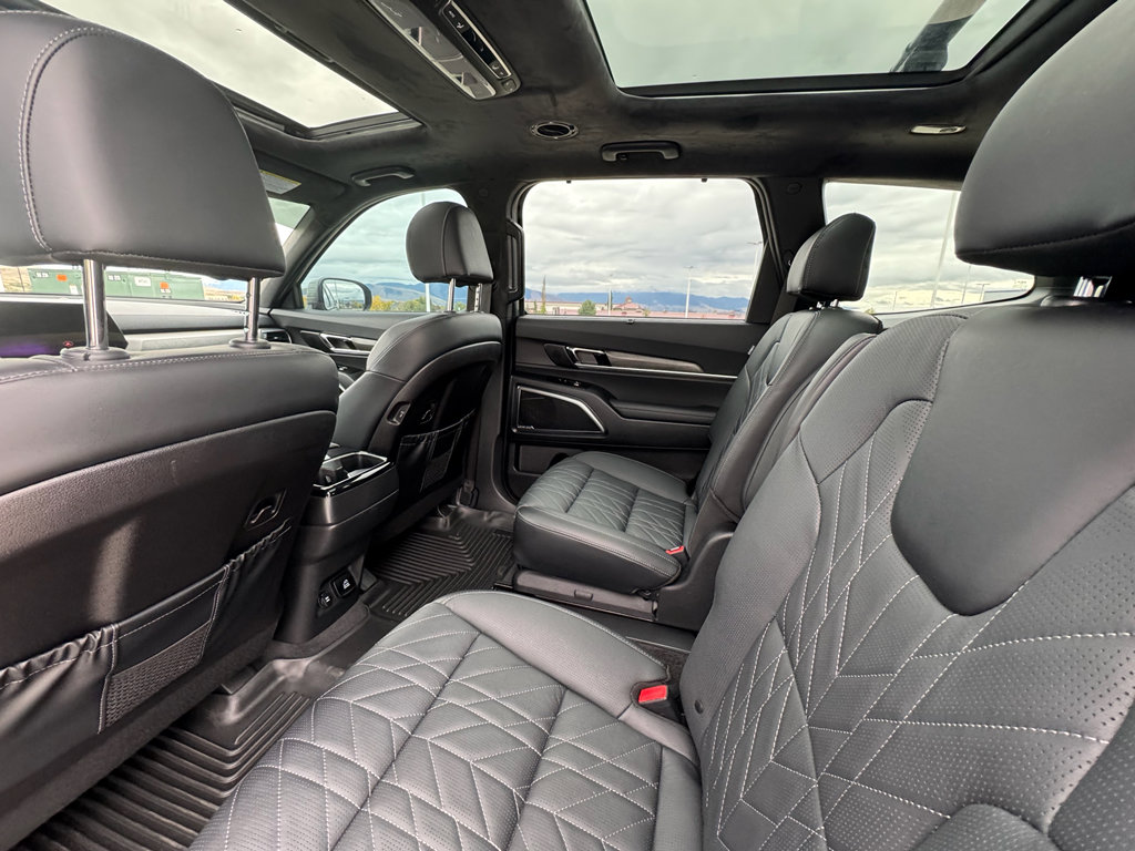 Used 2024 Kia Telluride SX Prestige X-Pro image 17