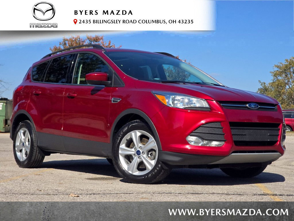 Used 2016 Ford Escape SE w/ Equipment Group 201A AWD/4WD image 1