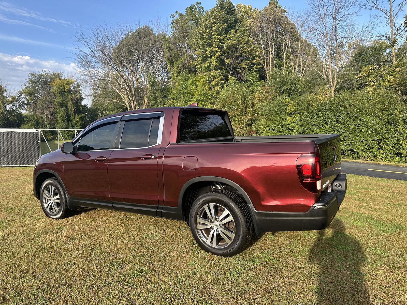 Used 2017 Honda Ridgeline RTS image 3