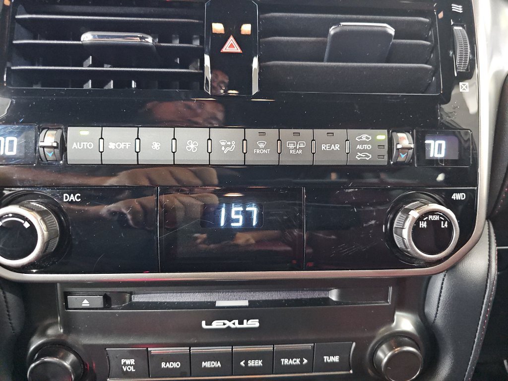 Used 2023 Lexus GX 460 Premium w/ Premium Package AWD/4WD image 22