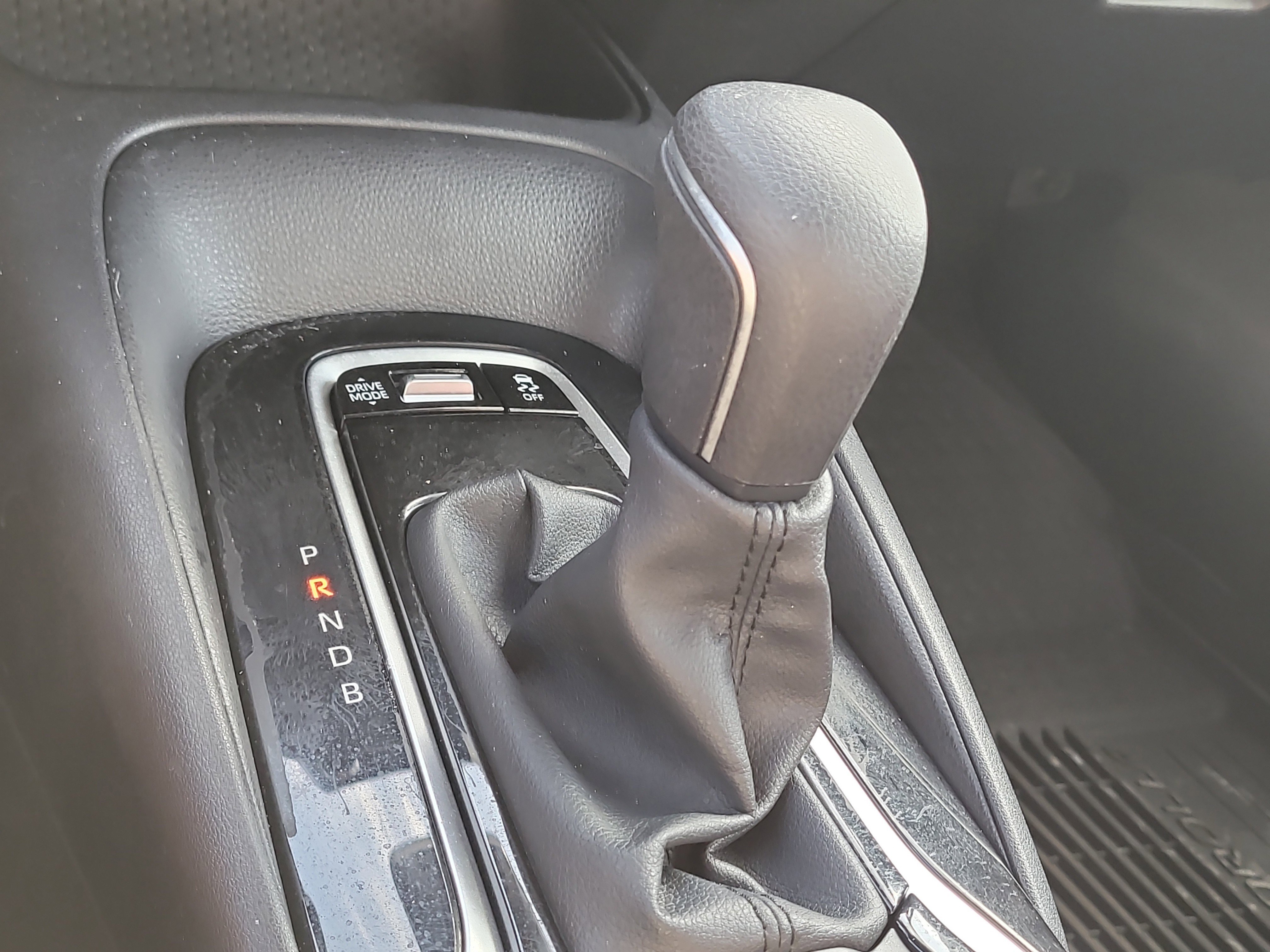 Certified 2025 Toyota Corolla SE image 23