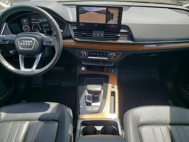 Used 2023 Audi Q5 2.0T Premium Plus w/ Premium Plus Package AWD/4WD image 13