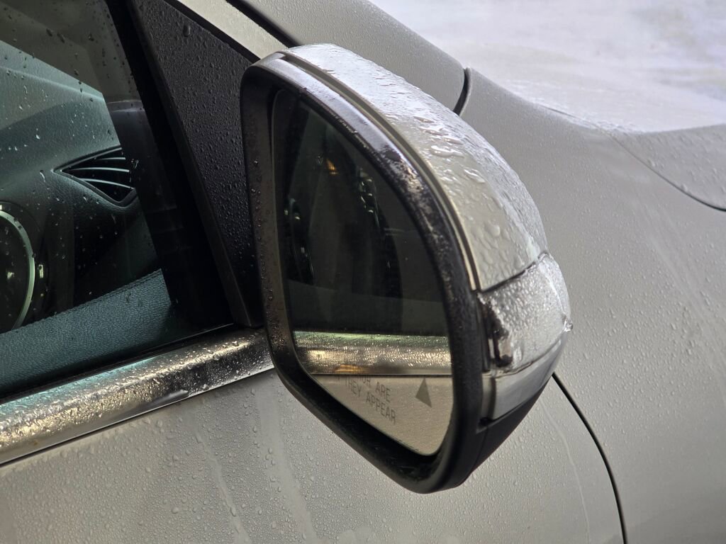 Used 2022 Mercedes-Benz GLA 250 4MATIC w/ Premium Package Lite image 27